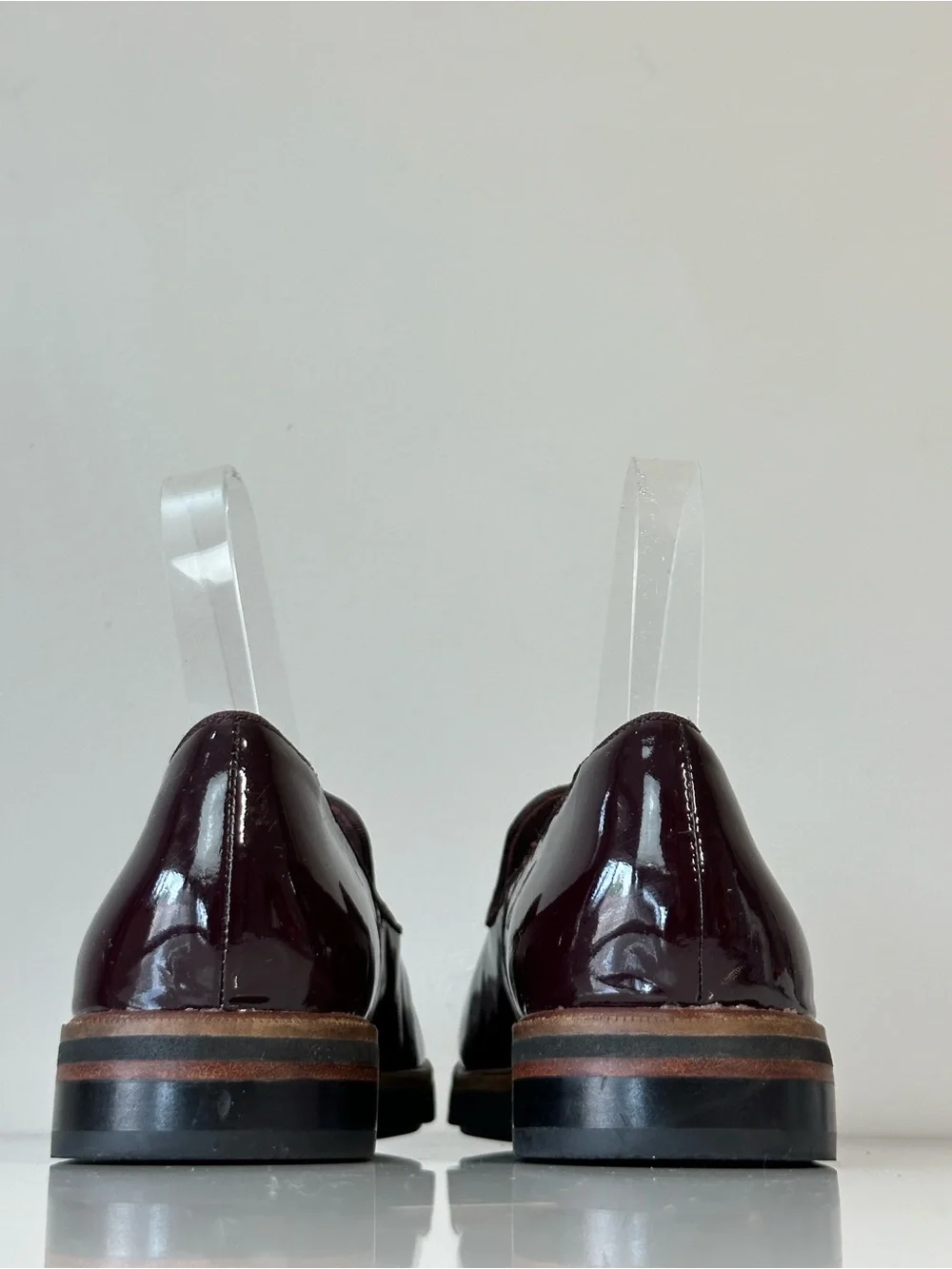 Clarks Frida Aubergine Patent Leather Loafers Size 6